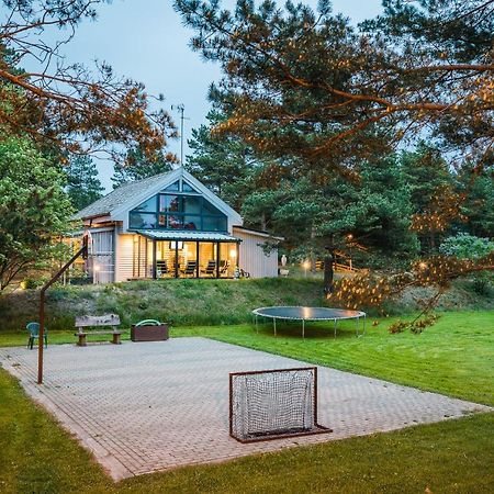 Villa Juras Krasti Idille à Jurmalciems Extérieur photo
